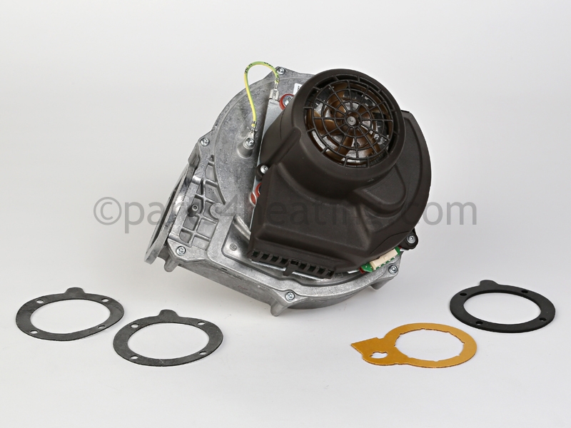 FAN3032_2.jpg